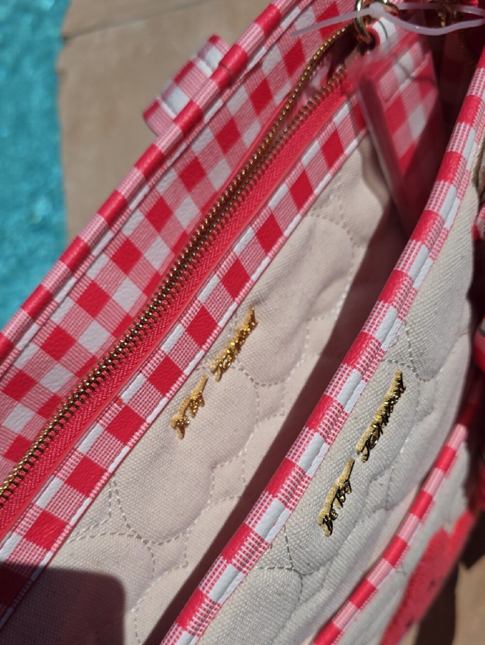 Betsey Johnson Beige & Pink Watermelon Laptop Bag 🍉 - Picture 5 of 9